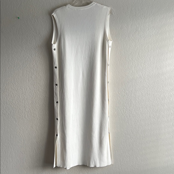 Like New! Elie Tahari Open Front Ribbed Cardigan Sleeveless in Size S - Picture 6 of 11